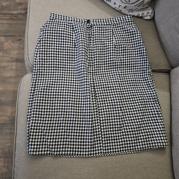 Vintage houndstooth black white wool pencil skirt - Picture 4 of 14